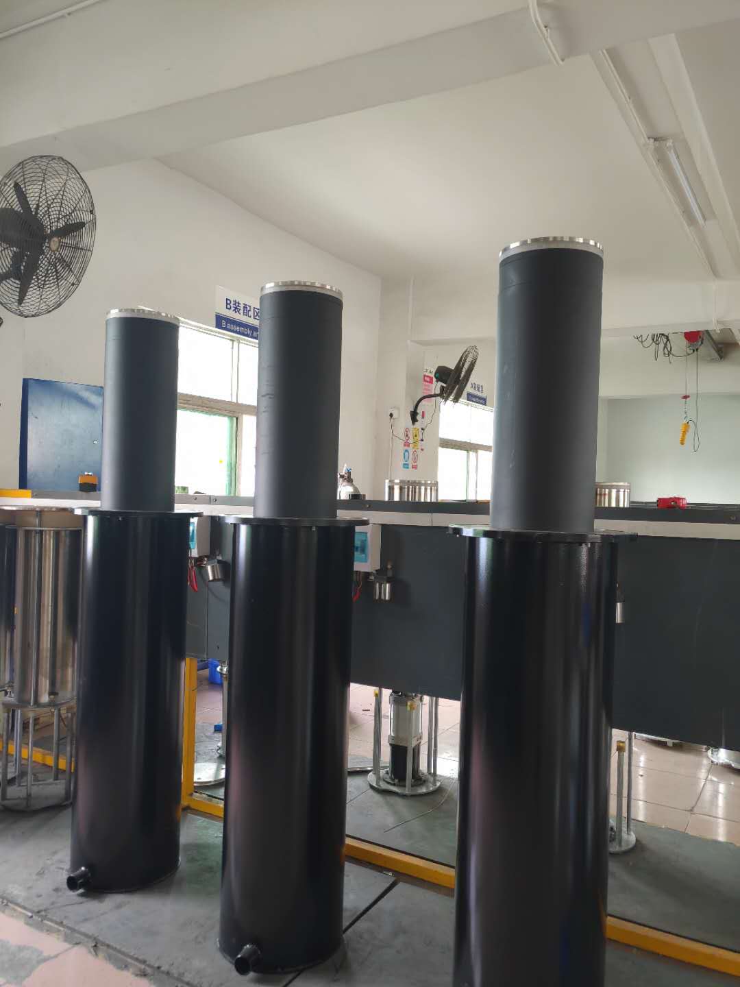 Automatic Bollard Shipment to Hillsboro Beach Florida 